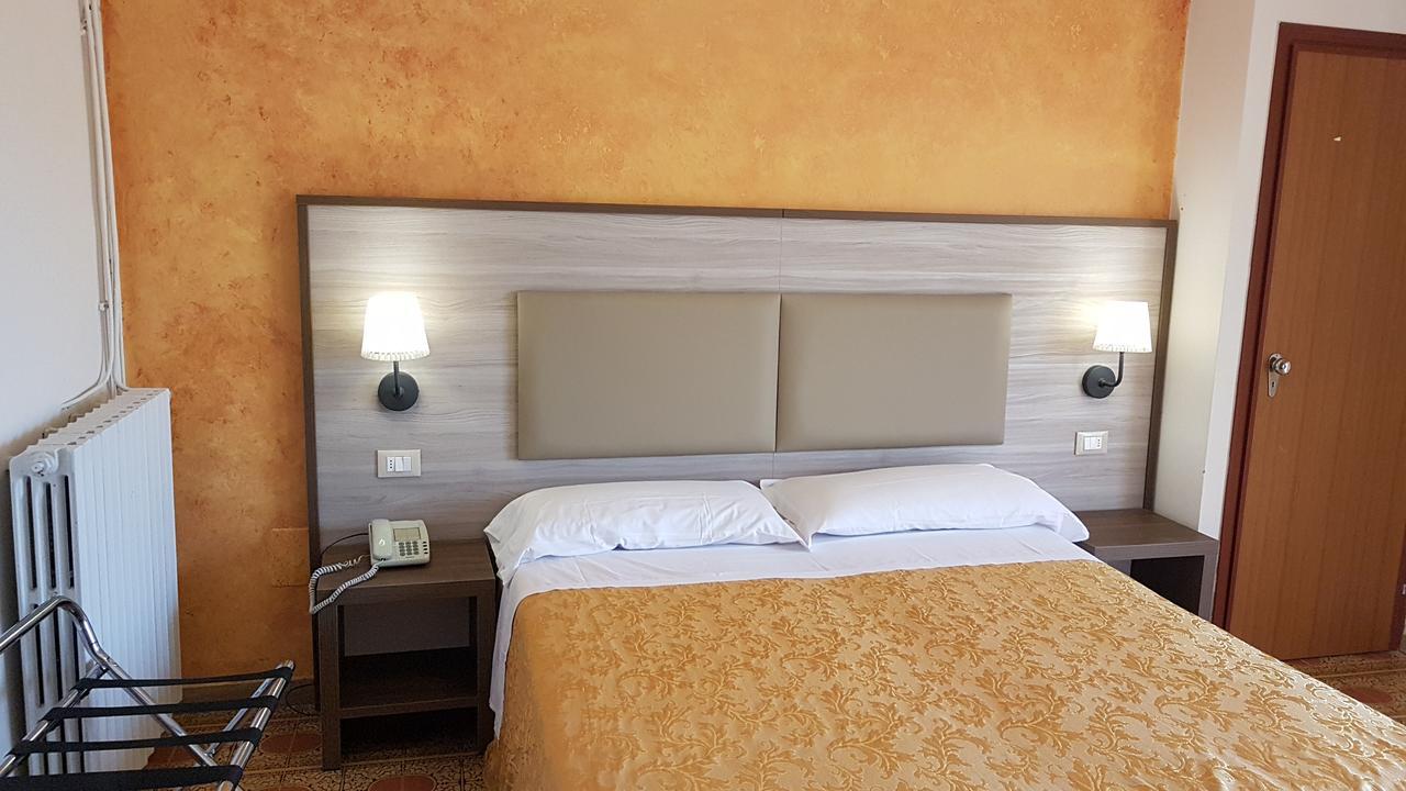 Aparthotel Amelia Dream View Momigno Exterior photo